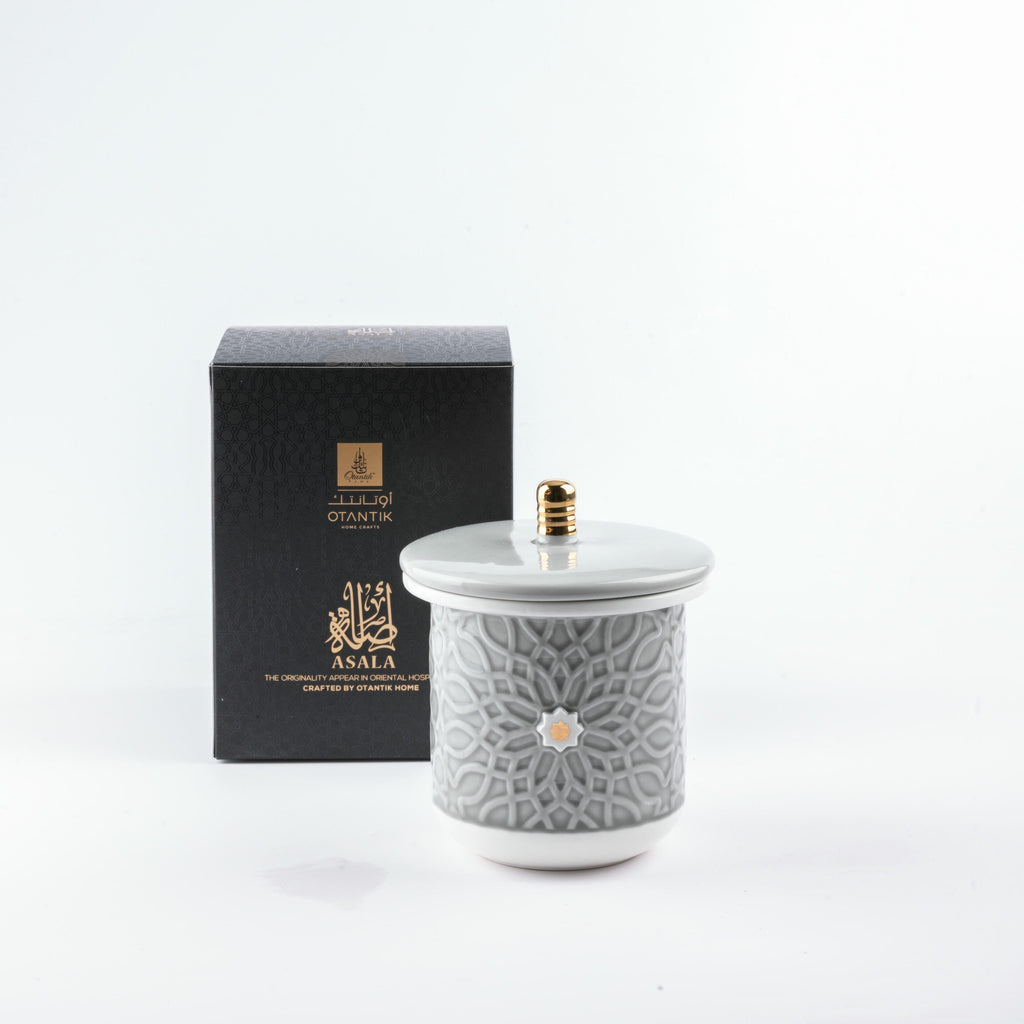 Asala - Medium Candle| Wild Cedarberry - Grey & Gold