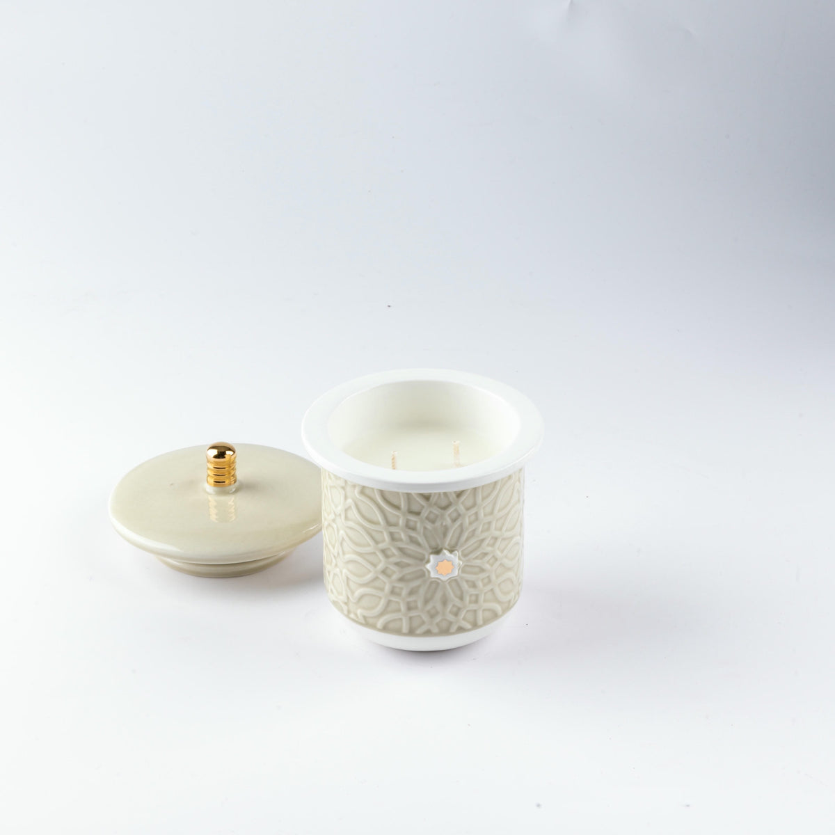 Asala - Medium Candle| Smoky Patchouli - Beige  & Gold