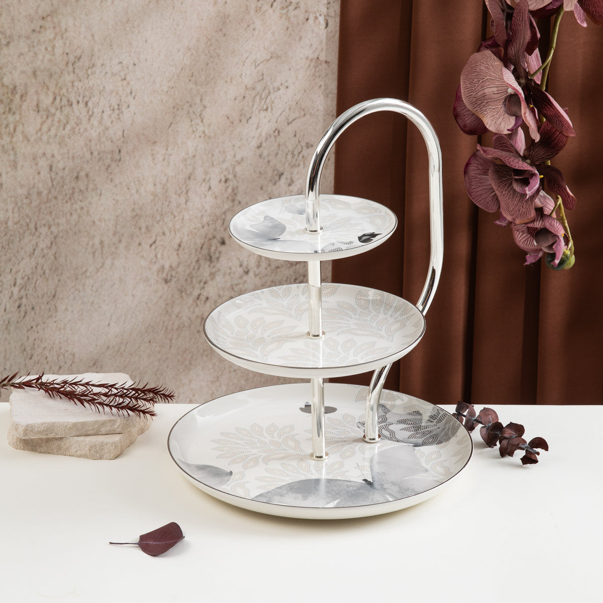 Veloura - 3 Tier Plate - Grey & Silver